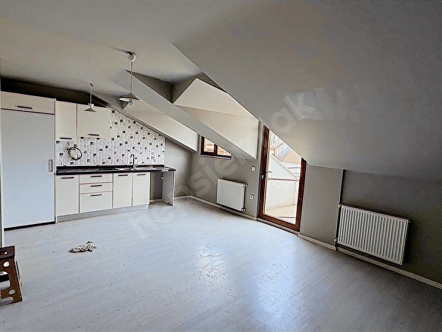 CENGİZ TOPEL CADDESİNDE GENİŞ TERASLI DUBLEKS DAİRE - Görsel 14