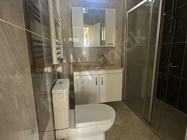 KAÇMAZ EMLAKTAN ŞEYHLİ PAZAR SOKAĞINDA 2+1 80 M2 YÜKSEK GİRİŞ - Görsel 11