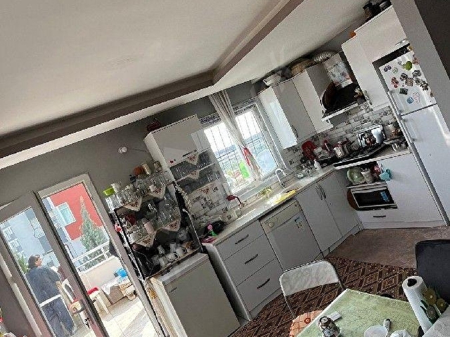 GÜLTEPE MİGROS CİVARINDA 2+1 1.KAT YÜKSEKLİĞİNDE TERAS BALKONLU İSKANLI GİYİNME ODALI GDK CEPHELİ - Görsel 4