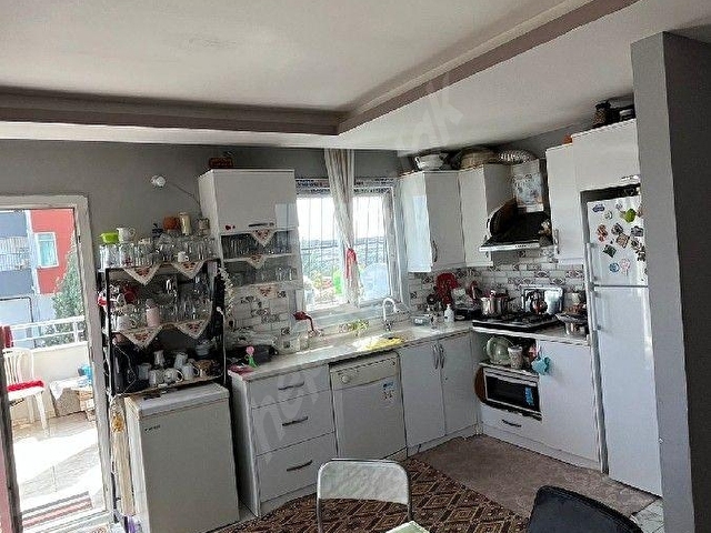 GÜLTEPE MİGROS CİVARINDA 2+1 1.KAT YÜKSEKLİĞİNDE TERAS BALKONLU İSKANLI GİYİNME ODALI GDK CEPHELİ - Görsel 6