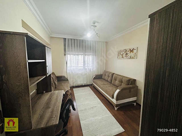 ALKAZAR SİTESİNDE FULL MOBİLYALI BAKIMLI GÜNEYBATI CEPHE 3+1 - Görsel 4