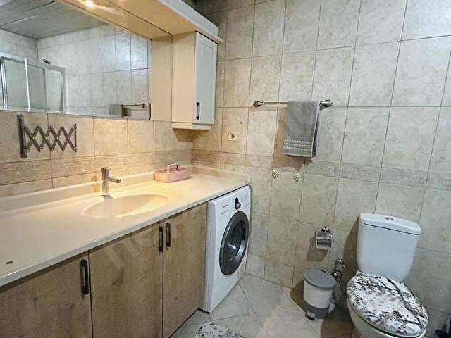 ALKAZAR SİTESİNDE FULL MOBİLYALI BAKIMLI GÜNEYBATI CEPHE 3+1 - Görsel 20
