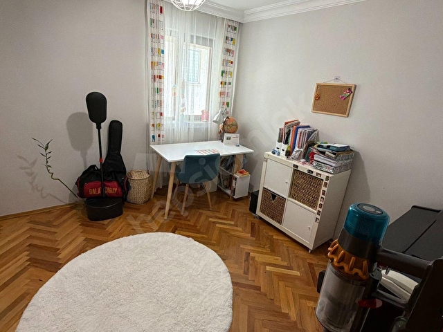 EMEK DE SATILIK DUBLEKS KONUT 5+1 DEN 3+1 E DÖNÜŞTÜRÜLMÜŞ ÇİFT BANYO ÇAMAŞIR ODASI 130 m2 - Görsel 10