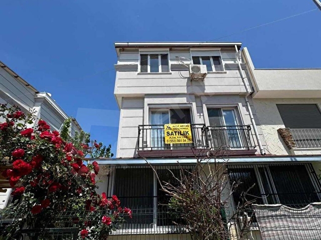 Sığacık merkezde inziva ve kuş sesleri içinde müstakil ev - Görsel 13