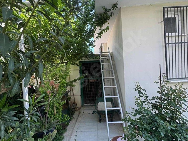 Sığacık merkezde inziva ve kuş sesleri içinde müstakil ev - Görsel 15