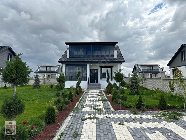 YAĞMUR EMLAKTAN SATILIK SAZLICADA 630m2 ARSA ÜZERİNDE LÜX VİLLA - Görsel 2