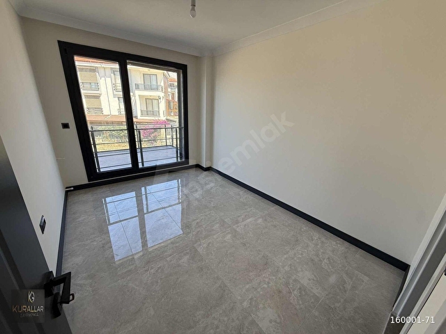 Pelitköy sahilin de plaja 150 metre forleks villa - Görsel 20
