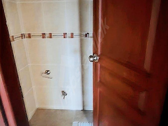 GÜZELYURT HAVUZLU SİTE İÇİ KİRALIK 3+1 DAİRE - Görsel 15