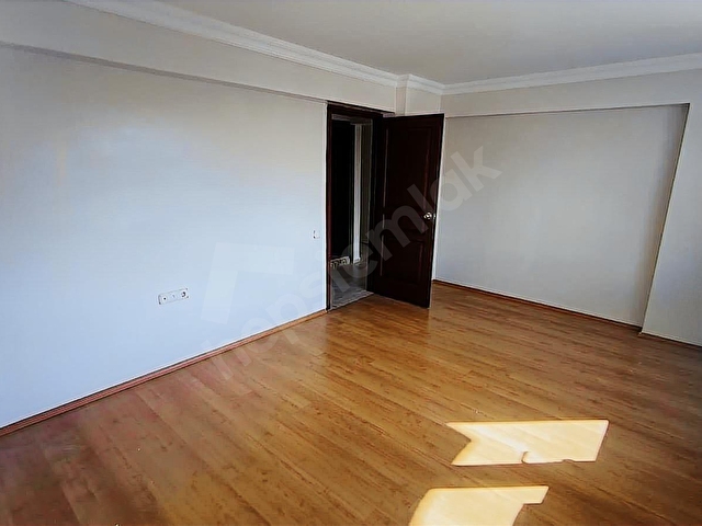 GÜZELYURT HAVUZLU SİTE İÇİ KİRALIK 3+1 DAİRE - Görsel 19