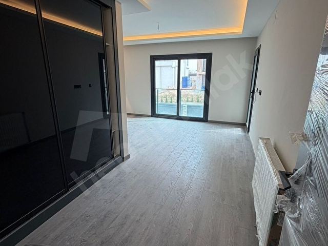 ASİLDEN ÇINARLI DA MİGROS KARŞISINDA KAT MÜLKİYETLİ İSKANLI İKİZ - Görsel 18