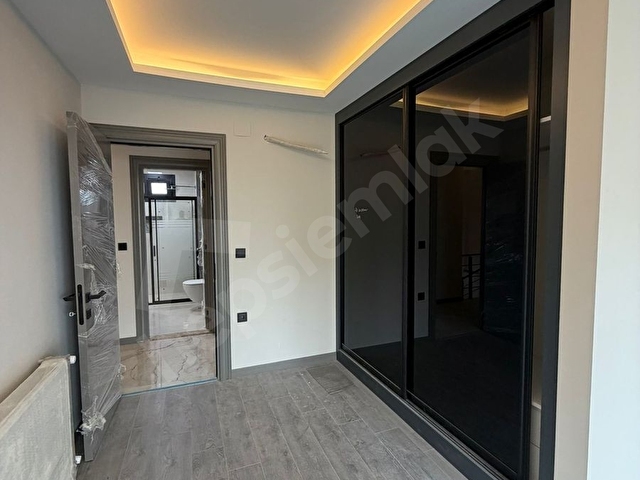 ASİLDEN ÇINARLI DA MİGROS KARŞISINDA KAT MÜLKİYETLİ İSKANLI İKİZ - Görsel 12