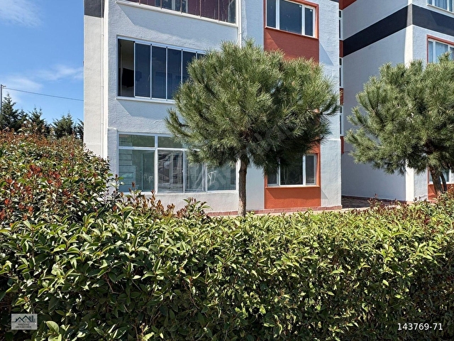 SILIVRI CANTA SANCAKTEPE BILGEHAN SITESINDE KIRALIK 3+1 DAIRE