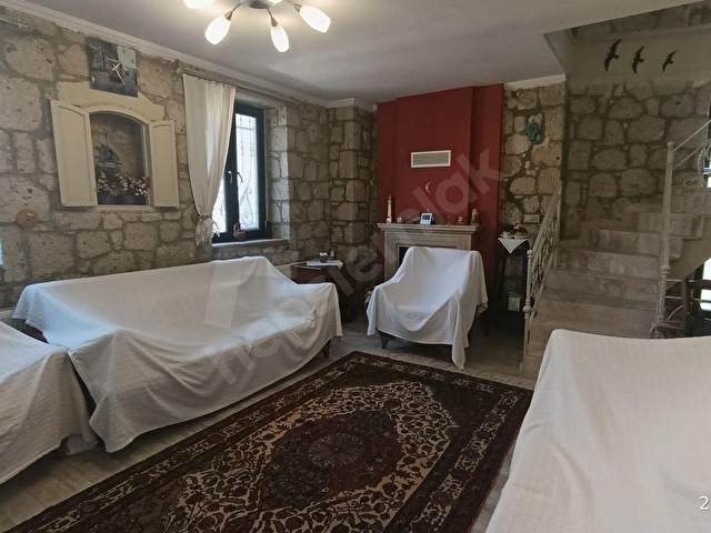 AKARCAda denize 100 Mt mesafede taş villa. - Görsel 11