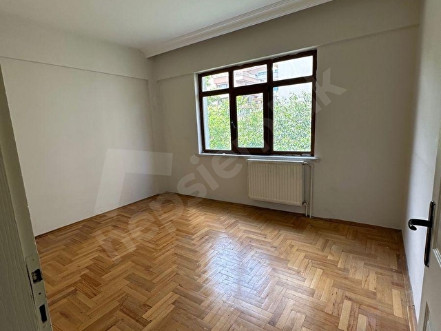 SELÇUK EMLAKTAN AŞIKPAŞA AÇIN CADDESİ ÜZERİNDE ORTA KAT KOMBİLİ ÖN CEPHE FUL YAPILI ISI YALITIMLI - Görsel 10