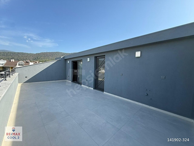DENİZE 300 METRE , MODERN LÜX MÜSTAKIL VİLLA , ÖZEL HAVUZLU - Görsel 30