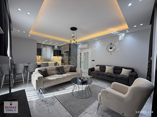 DENİZE 300 METRE , MODERN LÜX MÜSTAKIL VİLLA , ÖZEL HAVUZLU - Görsel 10