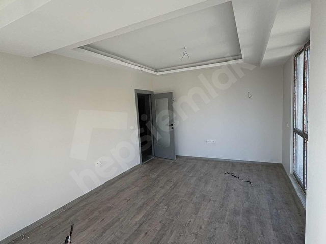 CEVİZLİ GAYRİMENKULDEN SATILIK 2+1 SİTE İÇİ LÜKS DAİRE - Görsel 15