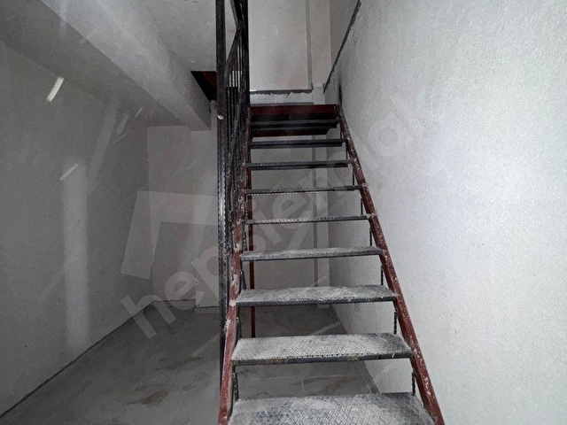 SULTANBEYLİ ANTALYA CADDESİNE CEPHE TABELA DEĞERİ YÜKSEK DÜKKAN - Görsel 8