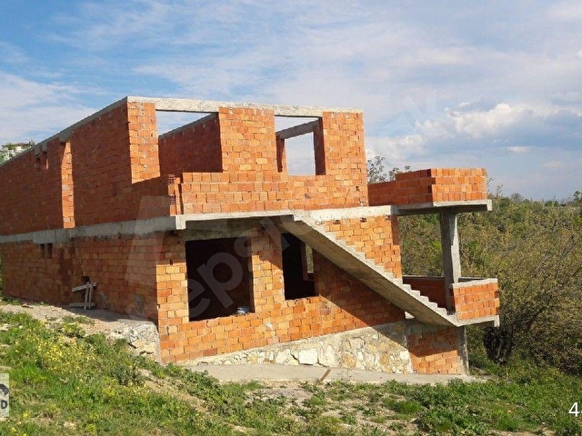 🌿 YALOVA SUGÖRENDE 853 m² TAPULU ARSA İÇERİSİNDE YAPI KAYIT BELGELİ EV - Görsel 2