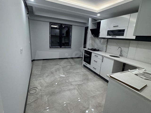 FATİH MAHALLESİNDE ANA CADDE ÜZERİNDE KİRALIK LÜKS 4+1 DAİRE DETAYLI BİLGİ İÇİN ARAYINIZ
