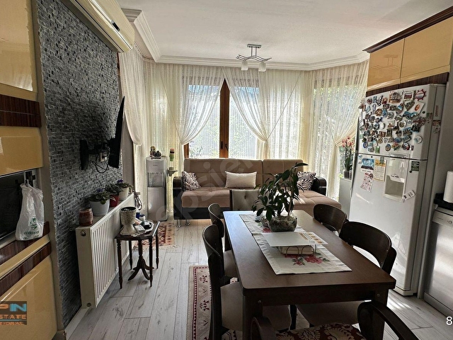Marmaris Camiavlu Bölgesinde Müstakil Bahçeli Köşe Konum Trıpleks 5+1 Villa - Görsel 9