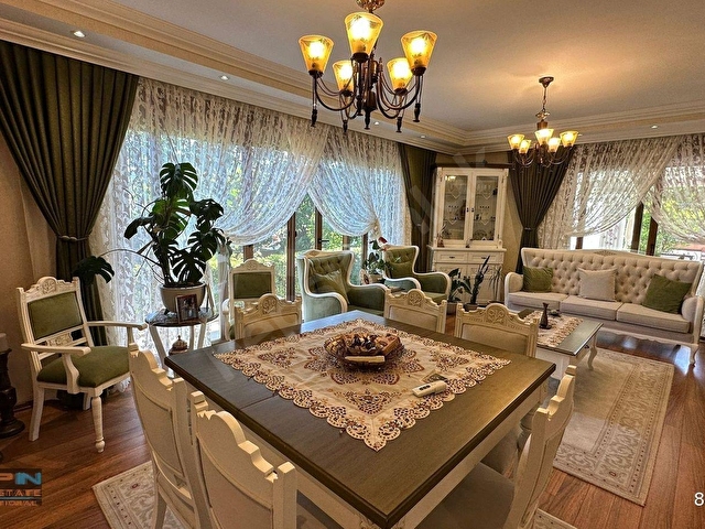 Marmaris Camiavlu Bölgesinde Müstakil Bahçeli Köşe Konum Trıpleks 5+1 Villa - Görsel 22