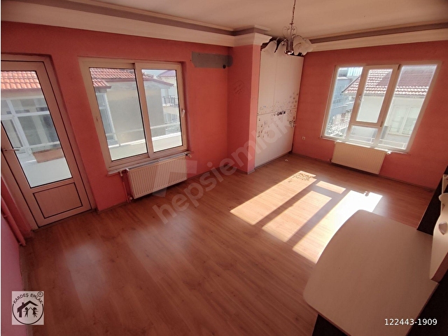 Günlük Kiralık 4 Odalı Daire - Balıkesir Edremit Sarıkız Mahallesi - 7 Kişi Kapasiteli - Görsel 18