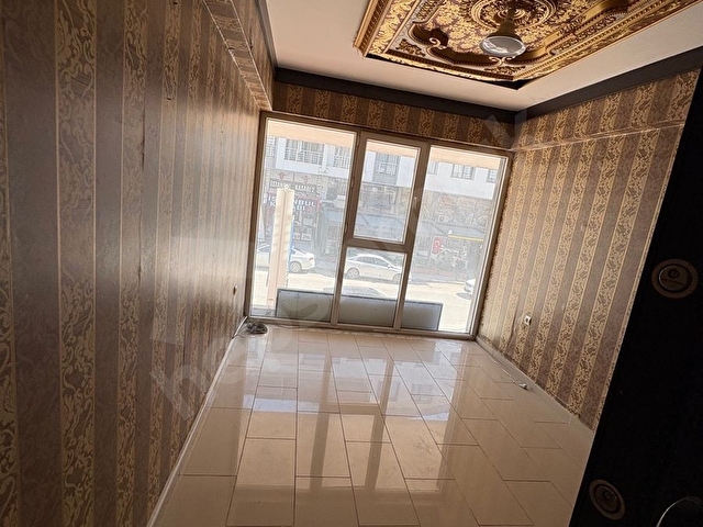 Taş Liman’da 13 m² Net, Doğalgaz Tesisatlı, 5 Yıllık Sıfır Ayarında Ofis.( ARAÇ TAKASLI ) - Görsel 3