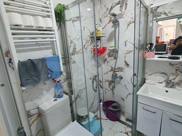 BARUTHANEDE CADDEYE ÇOK YAKIN 1+1 MASRAFSIZ DAİRE - Görsel 9