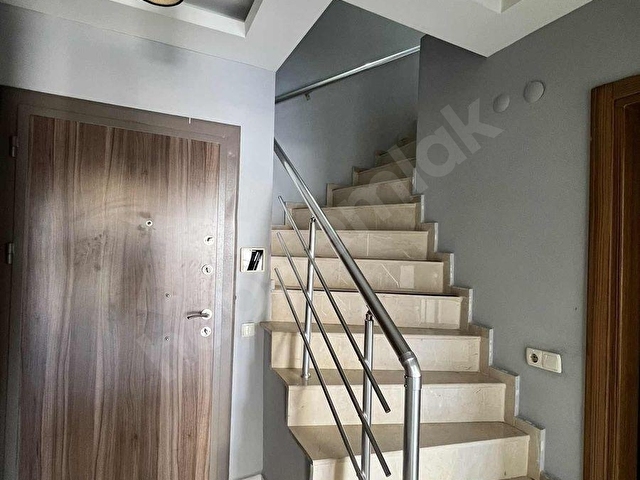 Ege Ayyıldızdan Cuma mahallesinde kiralık dubleks - Görsel 10