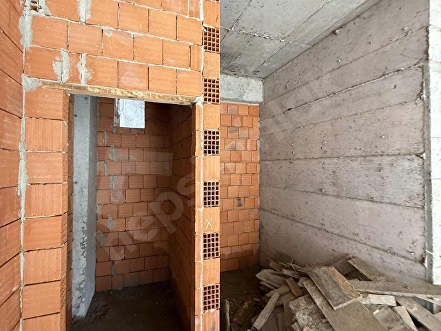 YEŞİLCE ANA CADDEDE SATILIK 90M2 DÜKKAN DÜZ GİRİŞLİ - Görsel 4