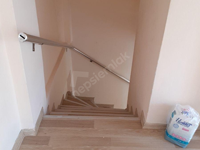 Bursa Gemlik Buyuk Kumlada 3 Katli Mustakil Ev 119995 29 Hurriyet Emlak