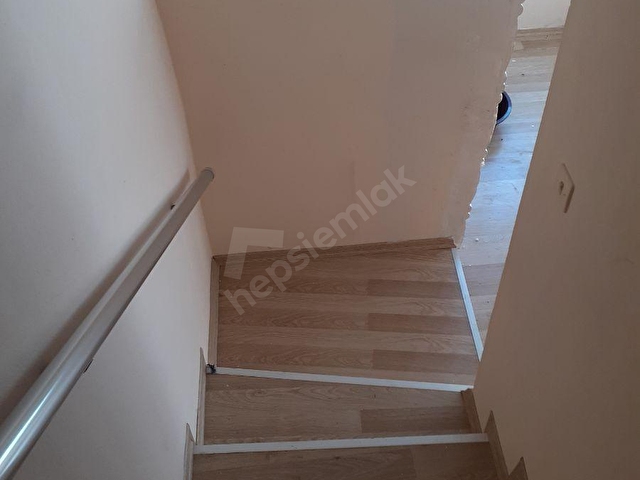 Bursa Gemlik Buyuk Kumlada 3 Katli Mustakil Ev 119995 29 Hurriyet Emlak