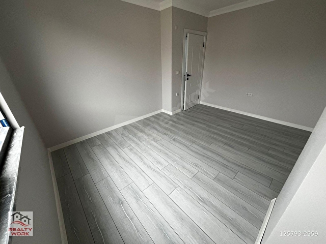 CADDE ÜZERİ,ÖNÜ AÇIK,YERDEN ISITMALI,MODERN 2+1 ARA KAT - Görsel 18