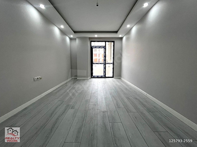 CADDE ÜZERİ,ÖNÜ AÇIK,YERDEN ISITMALI,MODERN 2+1 ARA KAT