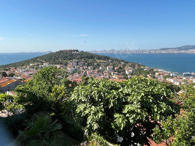 Büyükada Emlaktan Heybeliada da Deniz ve Orman Manzaralı Müstakil - Görsel 26