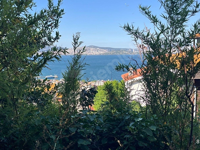 Büyükada Emlaktan Heybeliada da Deniz ve Orman Manzaralı Müstakil - Görsel 15