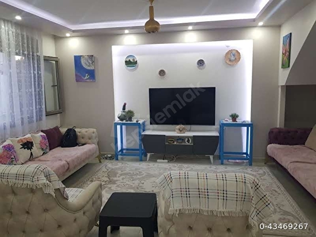 Sahibinden havuzlu ve deniz manzaralı 4+1 tribleks - Görsel 3
