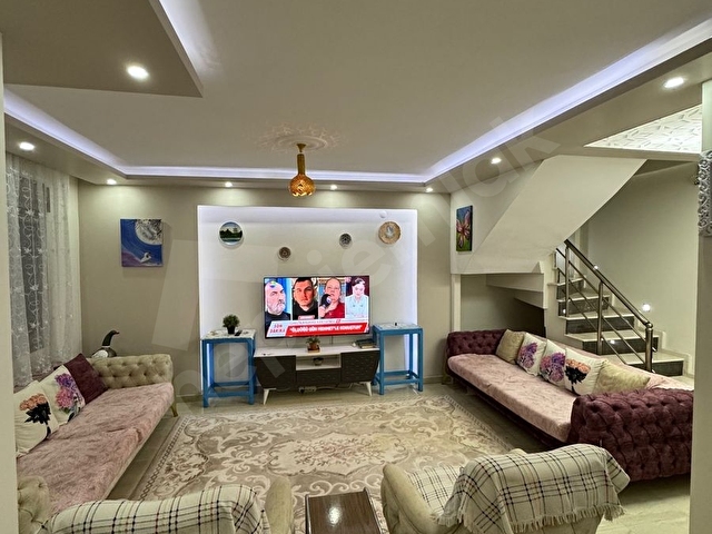 Sahibinden havuzlu ve deniz manzaralı 4+1 tribleks - Görsel 8