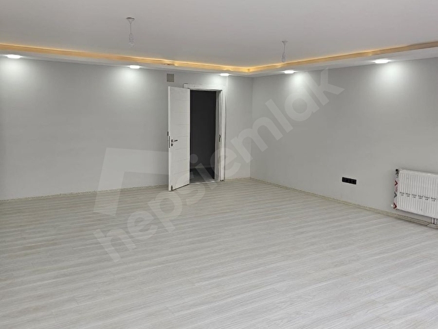 Adana Gürselpaşa da yatay mimari teras balkonlu 4+1 daire - Görsel 8
