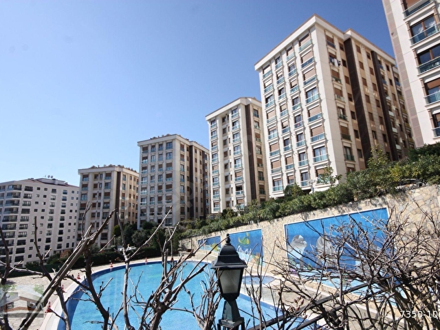 NEWCITY KONUTLARINDA METRO VE METROBÜSE YAKIN 1+1 KİRALIK DAİRE