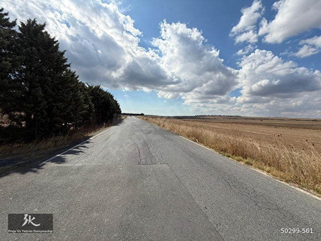 3KDAN SİLİVRİ SEYMEN MAH. YOL CEPHELİ FIRSAT 11.221 MERE ARAZİ