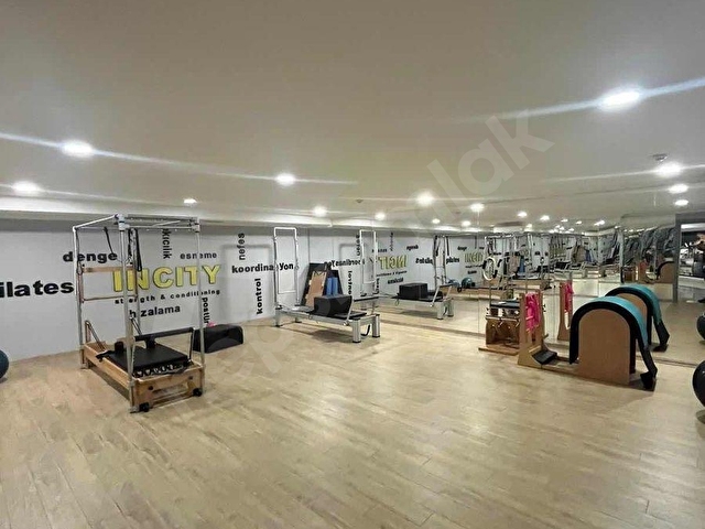 ATAŞEHİR İNCİTY KİRALIK 4+1 225 M2 DEPO KAPALI HAVUZ - Görsel 8