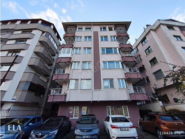 ZONGULDAK MERKEZ BAHÇELİEVLERDE TERMİNAL ÜZERİNDE ÇOK GENİŞ SATILIK 3+1 DAİRE