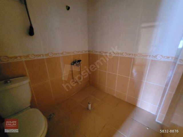 AYVALININ EN MERKEZİ YERİNDE ŞEHİR MANZARALI 4 ODA 1 SALON !!! - Görsel 16