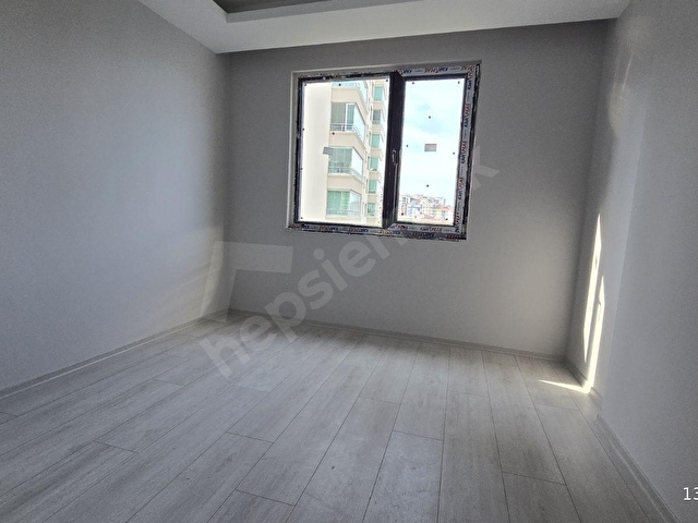 Yeni Mahalle Tramvaya 50 Metre Eşyasız Kiralık 1+1 - Görsel 10