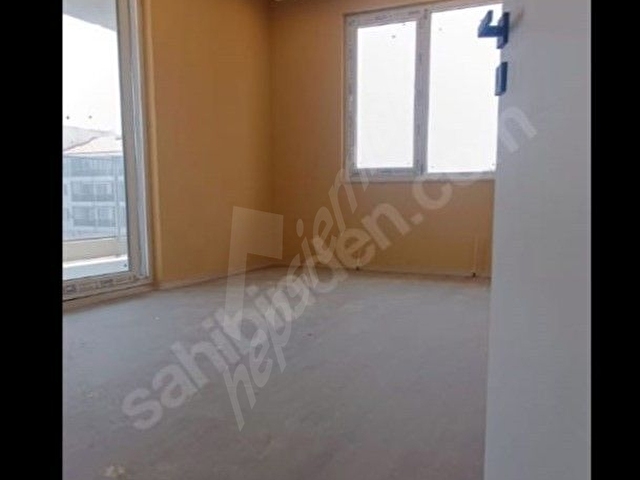 HASTAHANE VE ALIŞVERİŞ MERKEZLERİNİN DİBİNDE 2+1 LÜKS DAİRE - Görsel 3