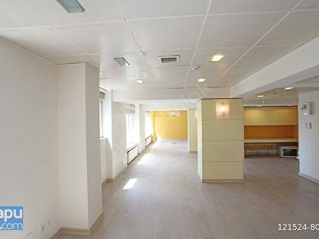 Mecidiyeköy Merkezde Büyükdere Caddesinde Bakımlı Geniş Ofis - Görsel 3