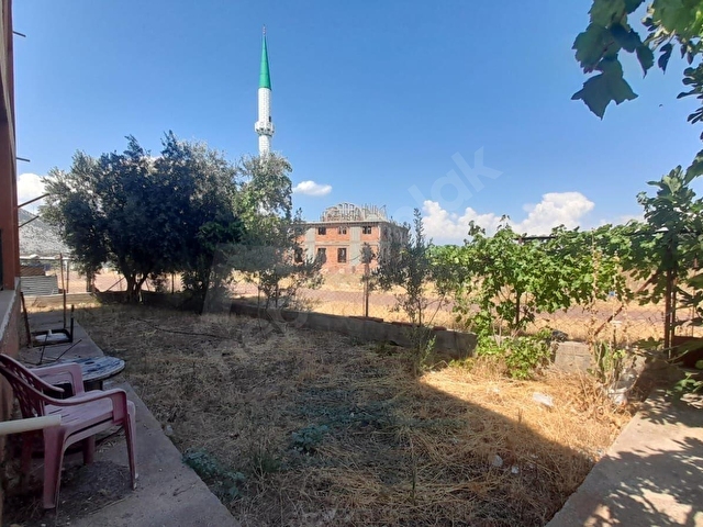 KOVANLIK DA 2 KATLI TERASLI BİNA 1 DÖNÜM BAHÇE - Görsel 28
