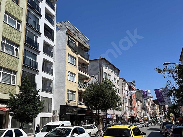ERDEMİR CAD. ÖZDEMİR VE EREYLİN AVM YAKINI ÖN CEPHE KİRALIK 2+1 - Görsel 3
